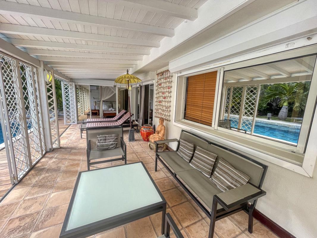 8.Location villa piscine Saint François Guadeloupe_terrasse